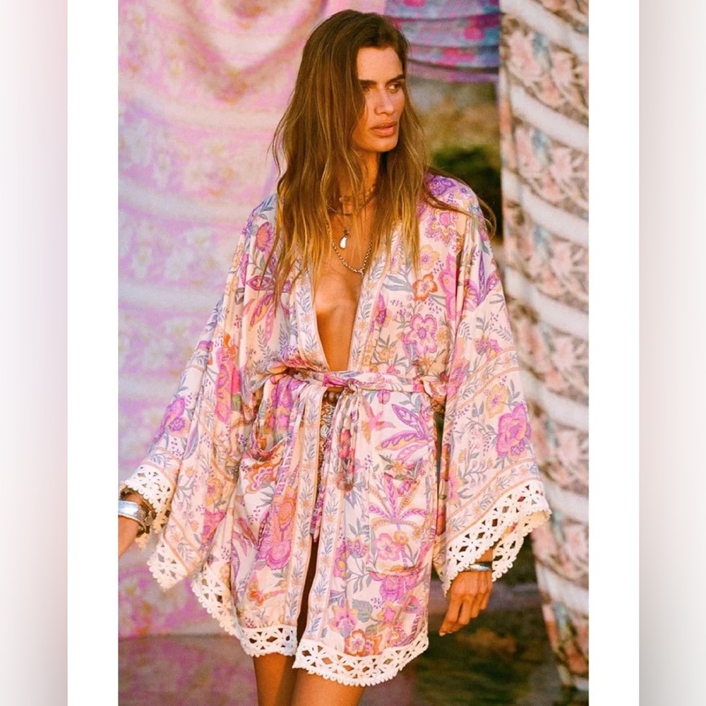 NWT Spell Mojave robe kimono Pink and Purple crochet trim
